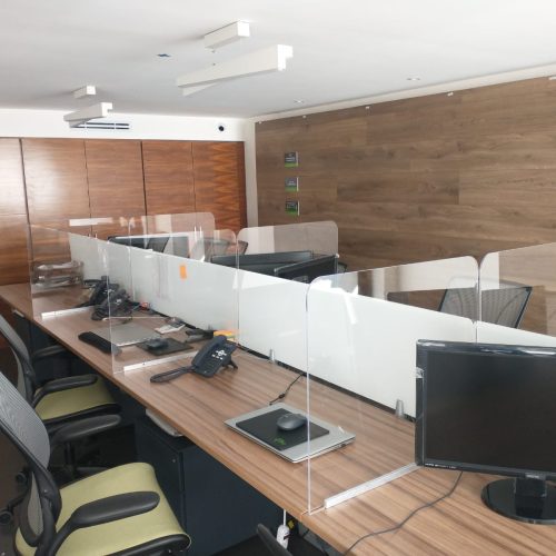 Mampara-divisoria-escritorio-1