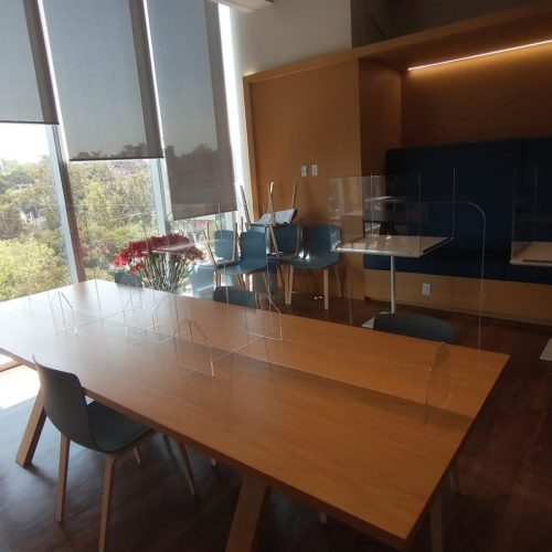 Mampara-para-mesa-larga-1